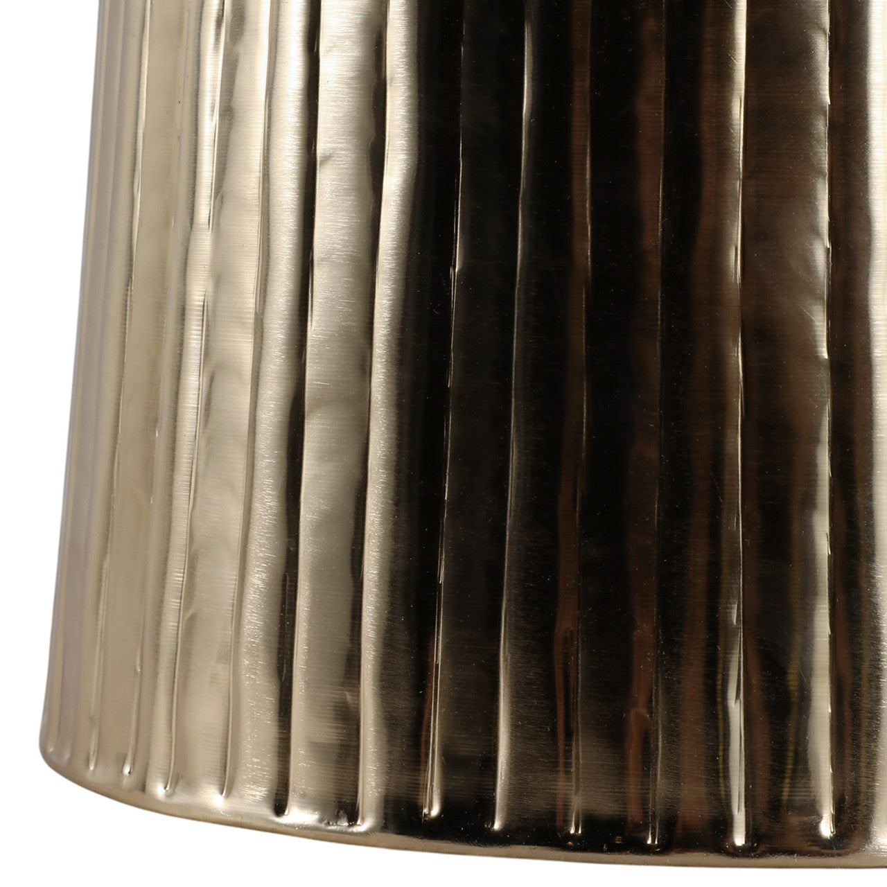 Mesa auxiliar Tusayan negra y dorada